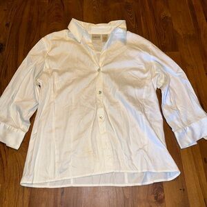 Chico’s Women’s 3/4 Sleeve White Button Down Blouse Size 1.